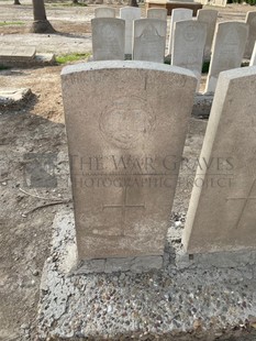 BAGHDAD (NORTH GATE) WAR CEMETERY - DAVIS, G T